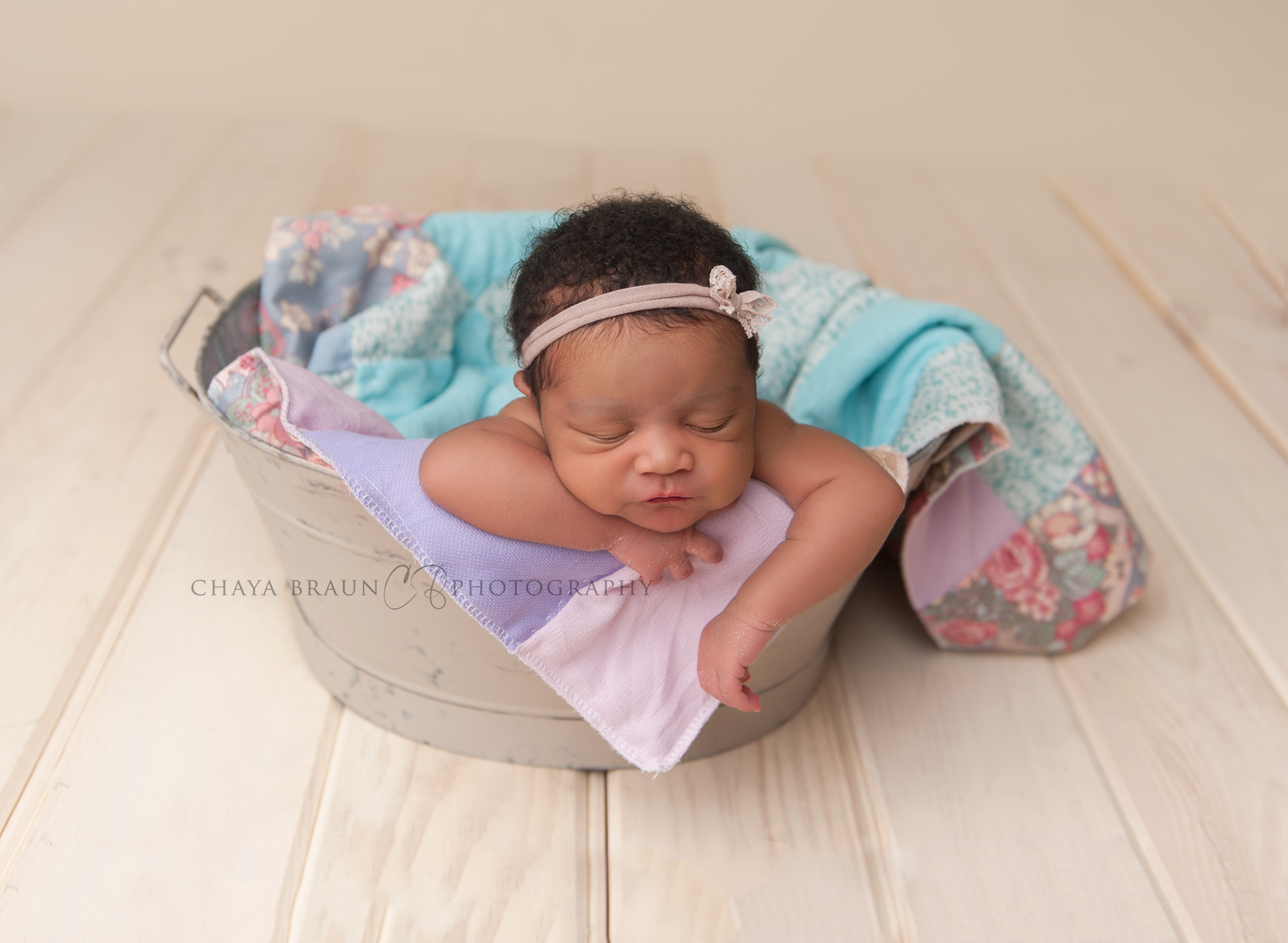 Chaya Braun Photography - newborn photographer in Baltimore