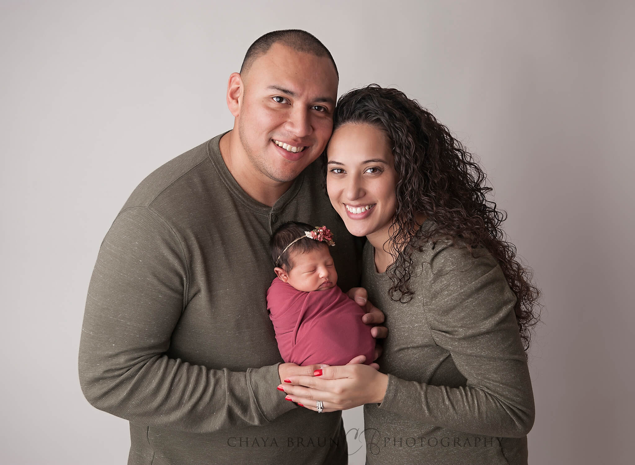 newborn and family photographer in Maryland